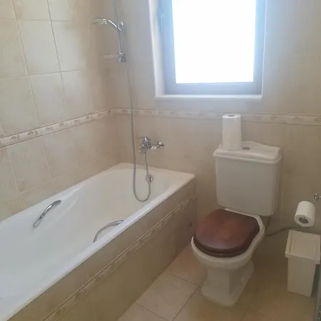 Villa On Hill With Swimming Pool,